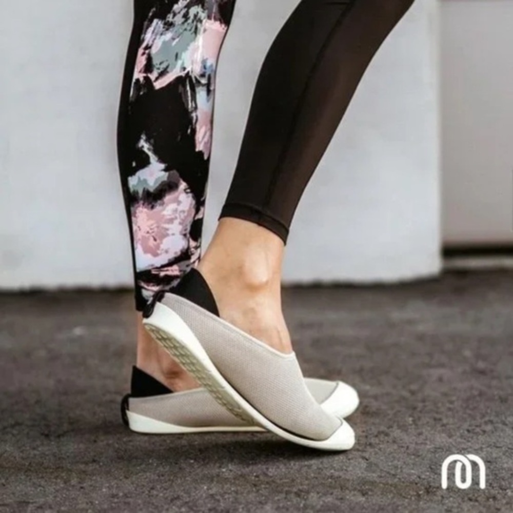 Mahabis Summer Mesh Slippers Indoor/Outdoor Removable Sole in Gya Grey 7.5